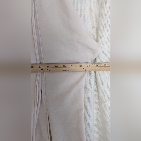 TAHARI Sport Wrap Sweater‎ Jacket with with faux leather on sleeves Size 2X - Picture 10 of 11